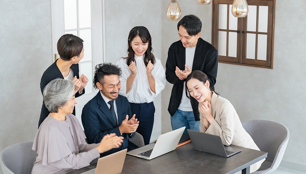 Asana導入で複数チームの生産性を向上!クロス・マーケティンググループが取り組んだ4つの工夫とは?
